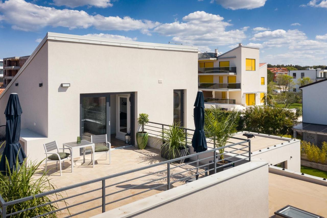 Belvedere Holidays Novigrad Istria Esterno foto